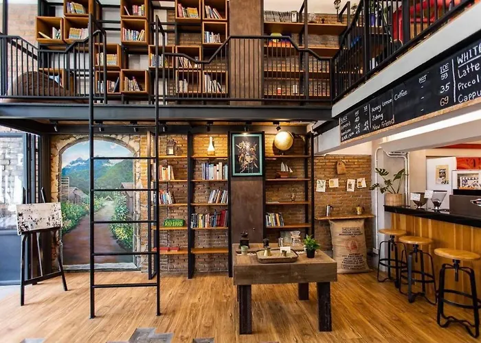 Hobnob Hostel (Adults Only) Chiang Mai